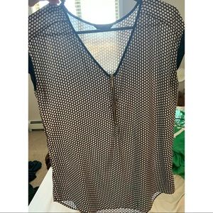 Short sleeve polka dot top